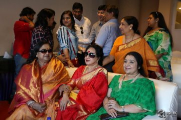 Celebs at Nadigar Sangam Lebaras Natchathira Cricket Match